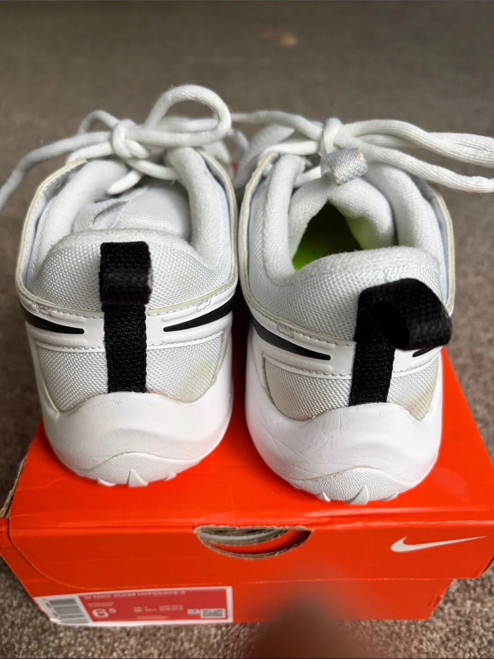 Nike Women’s White and Black Lightweight Mesh Sneakers